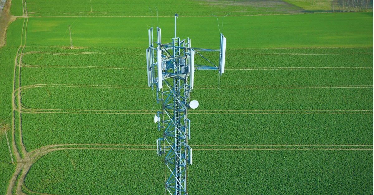tower-in-field-green-4MP-cut-1200-627.jpg tower-in-field-green-4MP-cut-1200-627.jpg